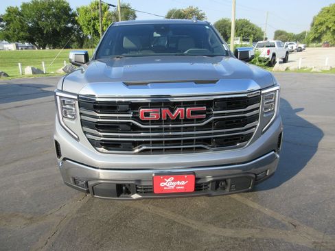 Certified 2023 GMC Sierra 1500 SLT w/ SLT Premium Package AWD/4WD image 14
