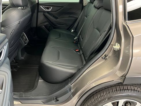 Used 2021 Subaru Forester Limited w/ Popular Package #3 image 23