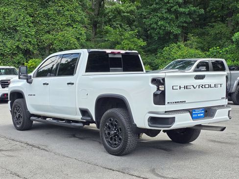 Used 2021 Chevrolet Silverado 2500 LTZ w/ LTZ Plus Package AWD/4WD image 5