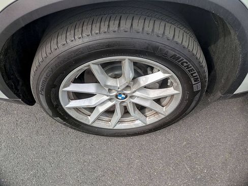Used 2023 BMW X5 xDrive40i w/ Premium Package AWD/4WD image 27