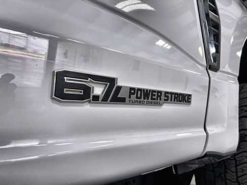 Used 2024 Ford F250 XLT w/ FX4 Off-Road Package AWD/4WD image 11