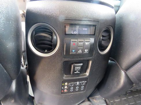 Used 2013 Honda Pilot Touring image 27
