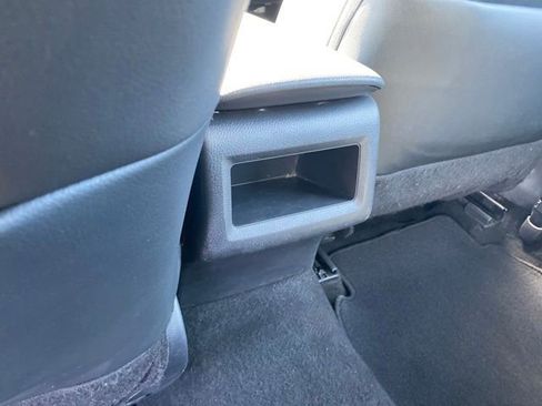 Used 2023 Toyota Camry SE image 19