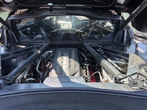 Used 2024 Chevrolet Corvette Stingray Preferred Cpe w/ Battery Protection Package RWD image 30