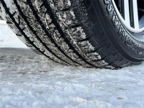 Used 2023 Toyota 4Runner Limited image 12