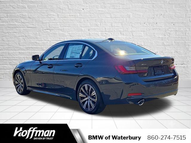 Used 2026 BMW 330i xDrive Sedan w/ Premium Package AWD/4WD image 4