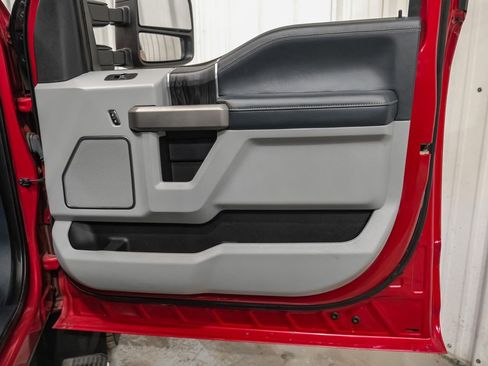 Used 2022 Ford F450 Limited w/ FX4 Off-Road Package AWD/4WD image 47
