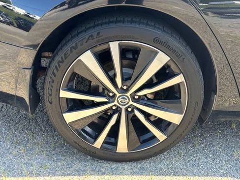 Used 2019 Nissan Altima 2.5 SR FWD image 31