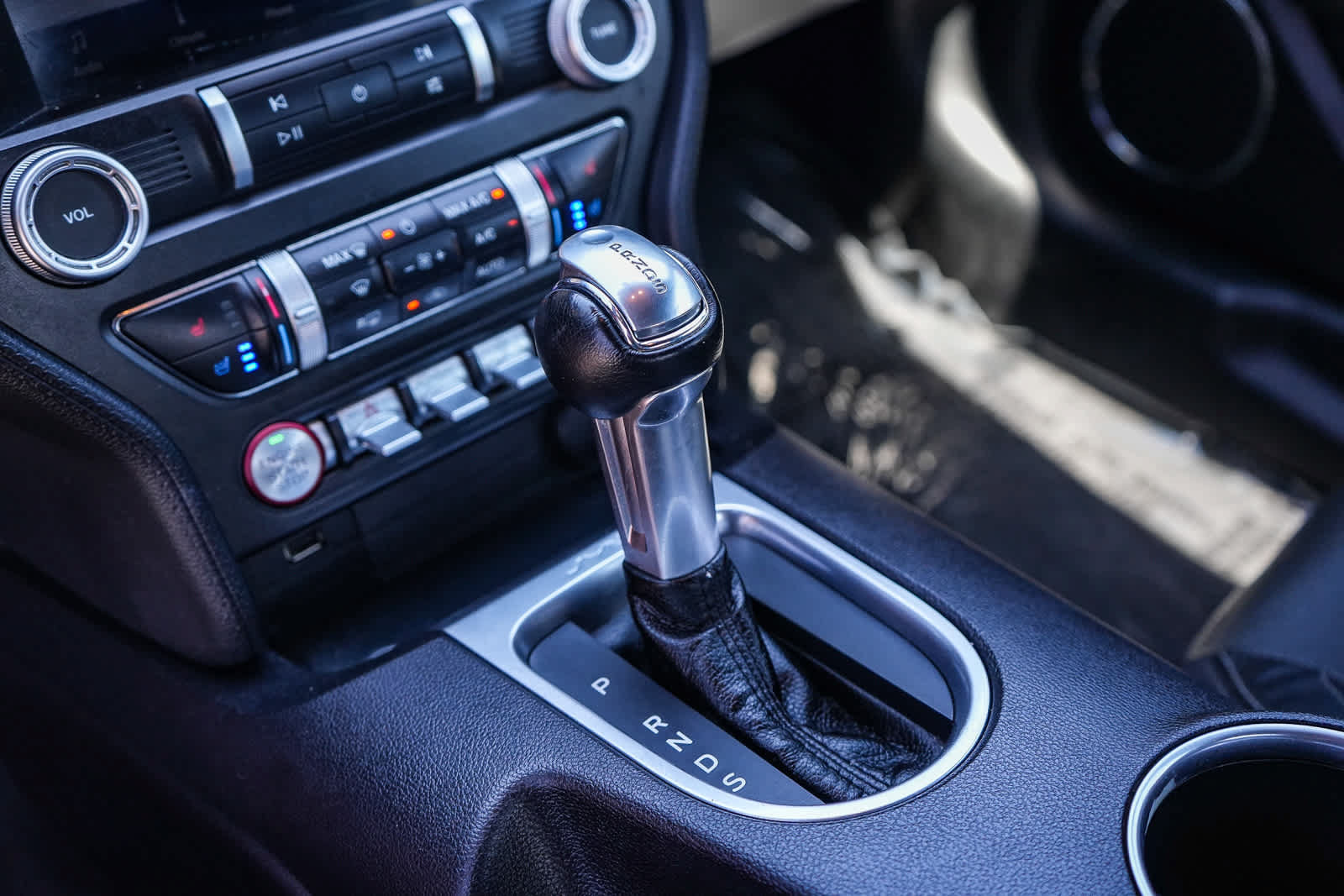 Used 2020 Ford Mustang GT Premium RWD image 25