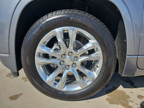 Used 2021 Chevrolet Traverse High Country image 34