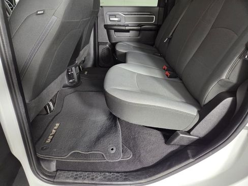 Certified 2022 RAM 2500 Big Horn image 26