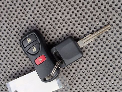 Used 2018 Nissan Frontier SV image 37