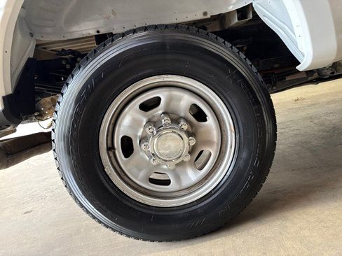 Used 2023 Ford F350 XL AWD/4WD image 42