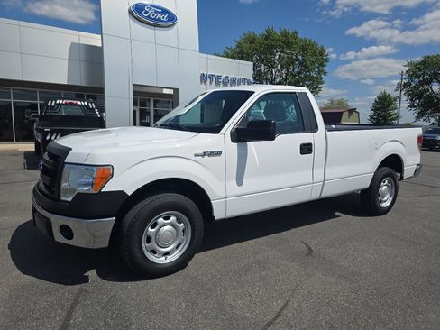 Used 2014 Ford F150 XL w/ Equipment Group 101A Mid RWD image 2