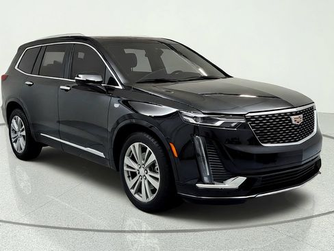 Certified 2024 Cadillac XT6 Premium Luxury w/ LPO, Floor Liner Package AWD/4WD image 7