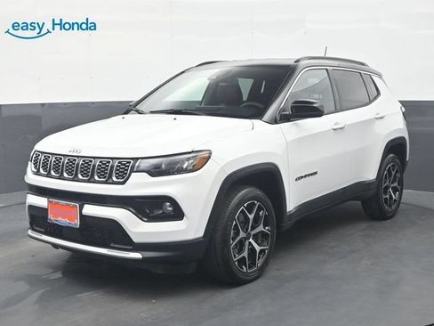 Used 2025 Jeep Compass Limited AWD/4WD image 3