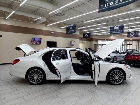 Used 2015 Mercedes-Benz S 550 Sedan image 13
