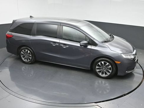 Certified 2024 Honda Odyssey EX-L image 33