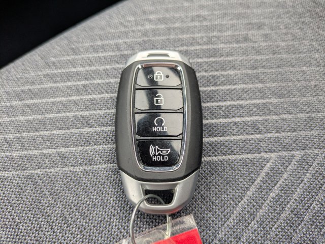 Certified 2026 Hyundai Venue SEL FWD image 27