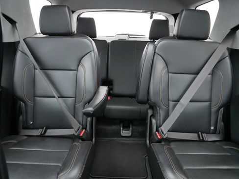 Used 2019 Chevrolet Traverse Premier w/ Redline Edition image 13