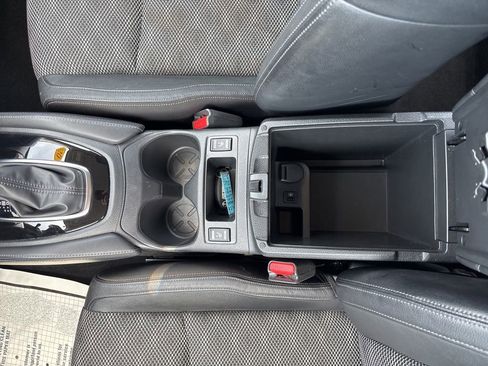 Used 2020 Nissan Rogue Sport SV w/ Technology Package AWD/4WD image 15