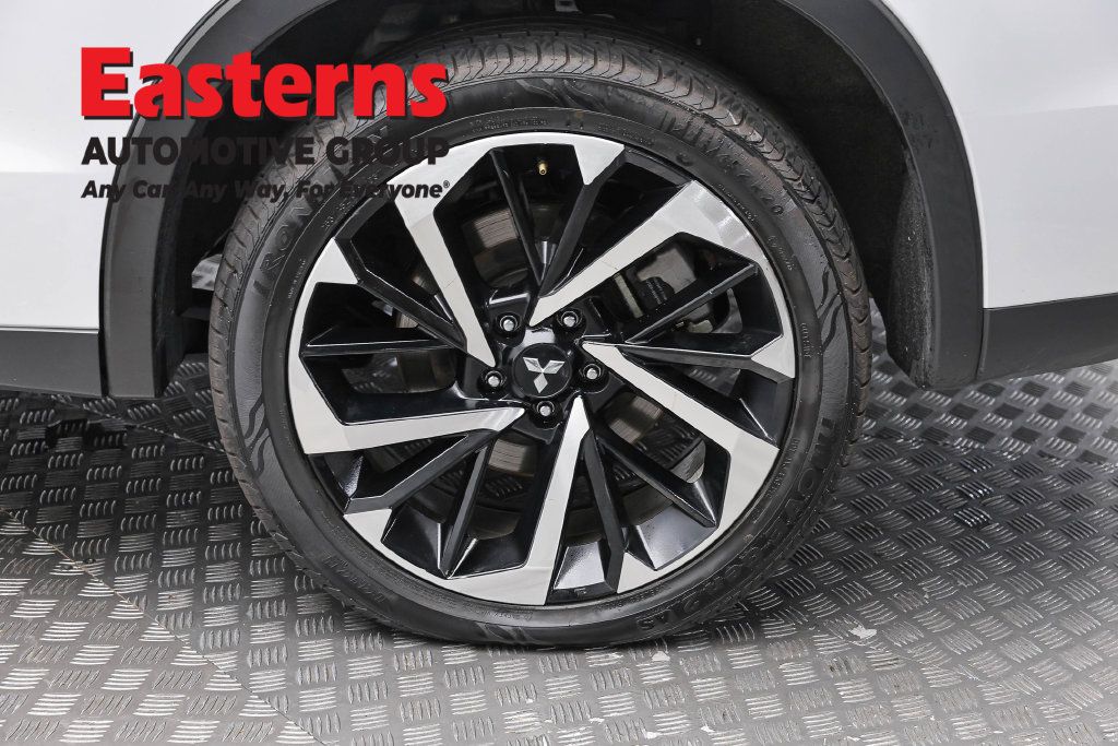 Used 2024 Mitsubishi Outlander SE FWD image 10