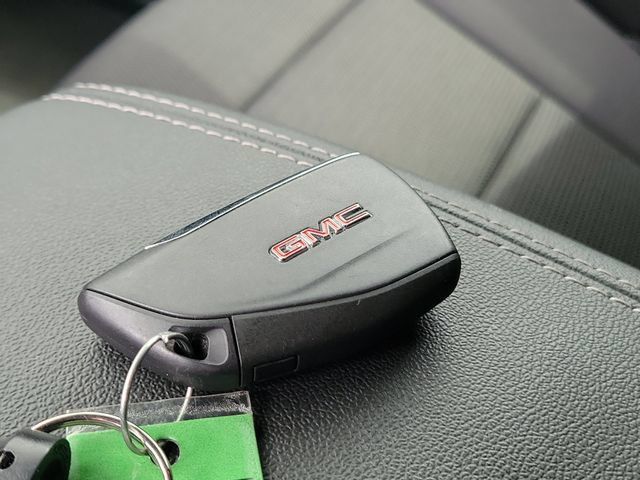 Certified 2025 GMC Canyon Elevation RWD image 35
