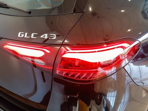 Used 2025 Mercedes-Benz GLC 43 AMG 4MATIC image 9