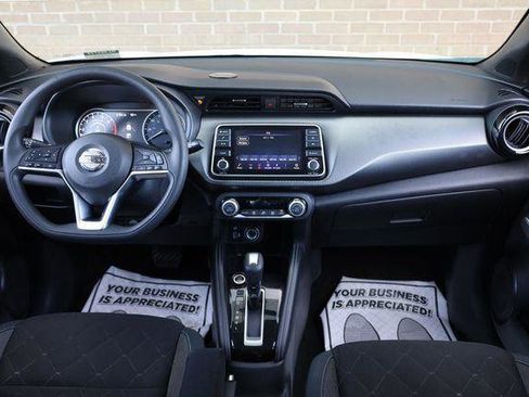 Used 2019 Nissan Kicks SV FWD image 25