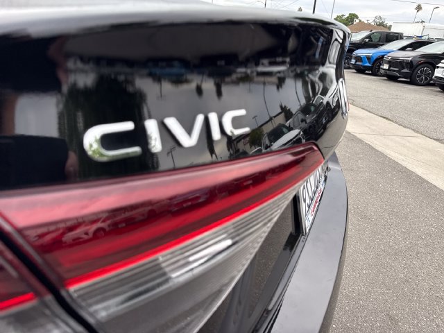 Used 2025 Honda Civic LX image 28