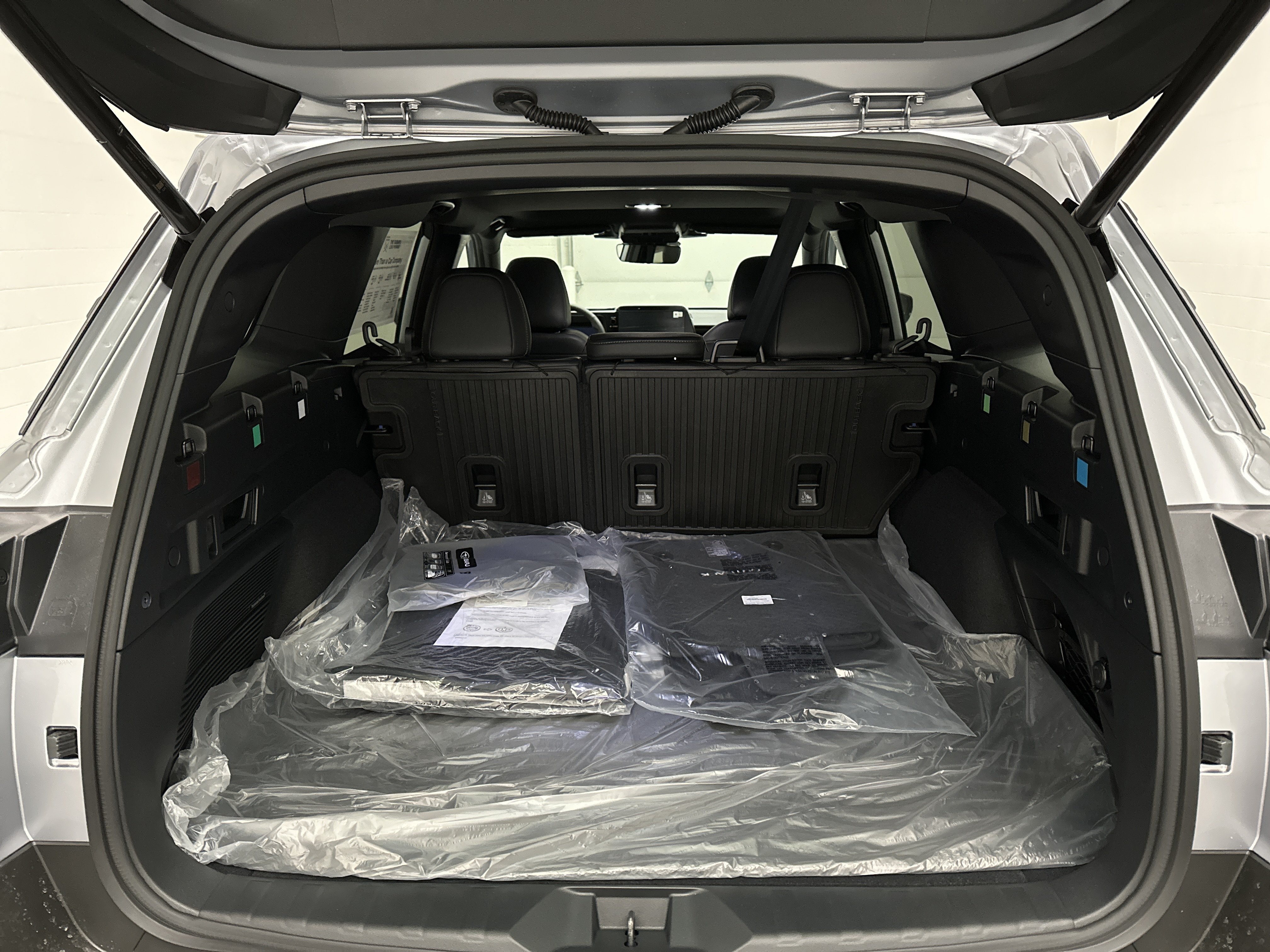 New 2026 Subaru Outback Limited XT AWD/4WD image 12