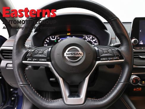 Used 2021 Nissan Altima 2.5 SR AWD/4WD image 10