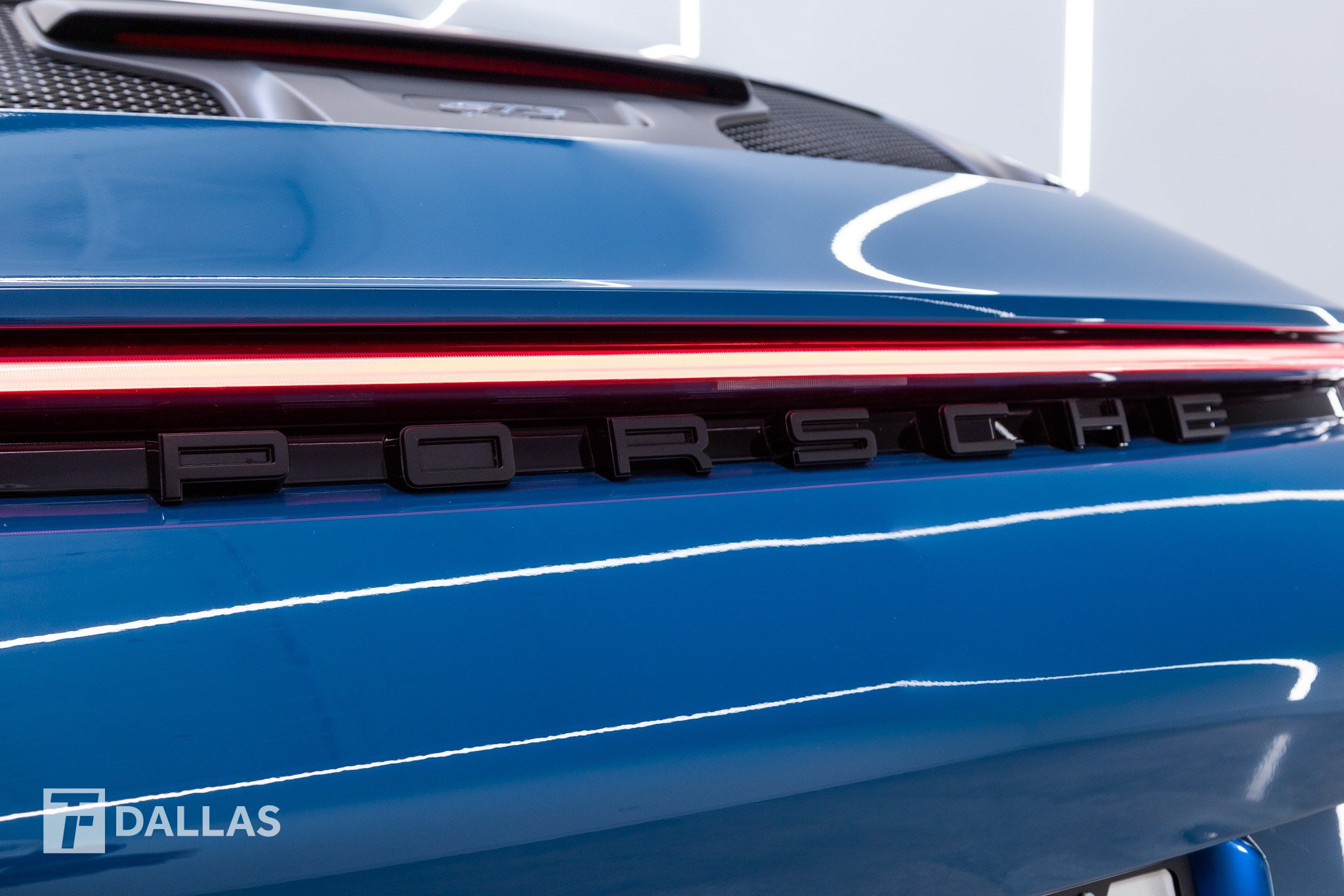 Used 2022 Porsche 911 GT3 RWD image 11
