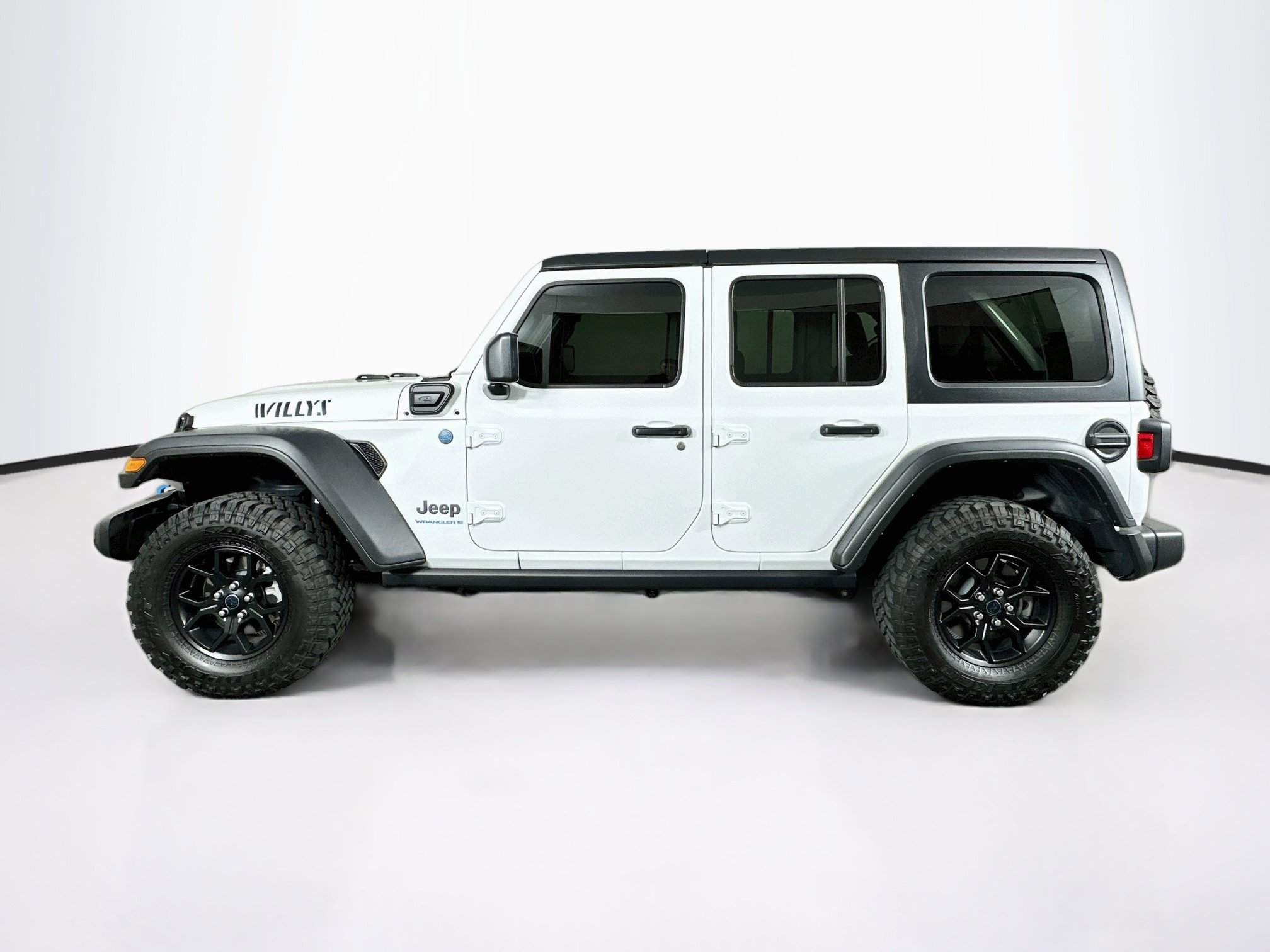 Used 2024 Jeep Wrangler Unlimited AWD/4WD image 4