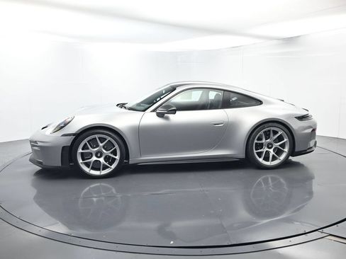 Certified 2026 Porsche 911 GT3 RWD image 2