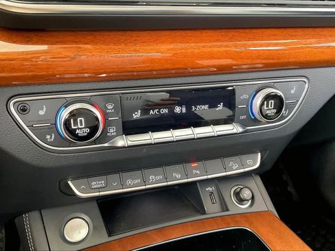 Used 2023 Audi Q5 2.0T Prestige image 15