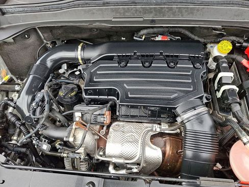 Certified 2023 Jeep Renegade Altitude image 30