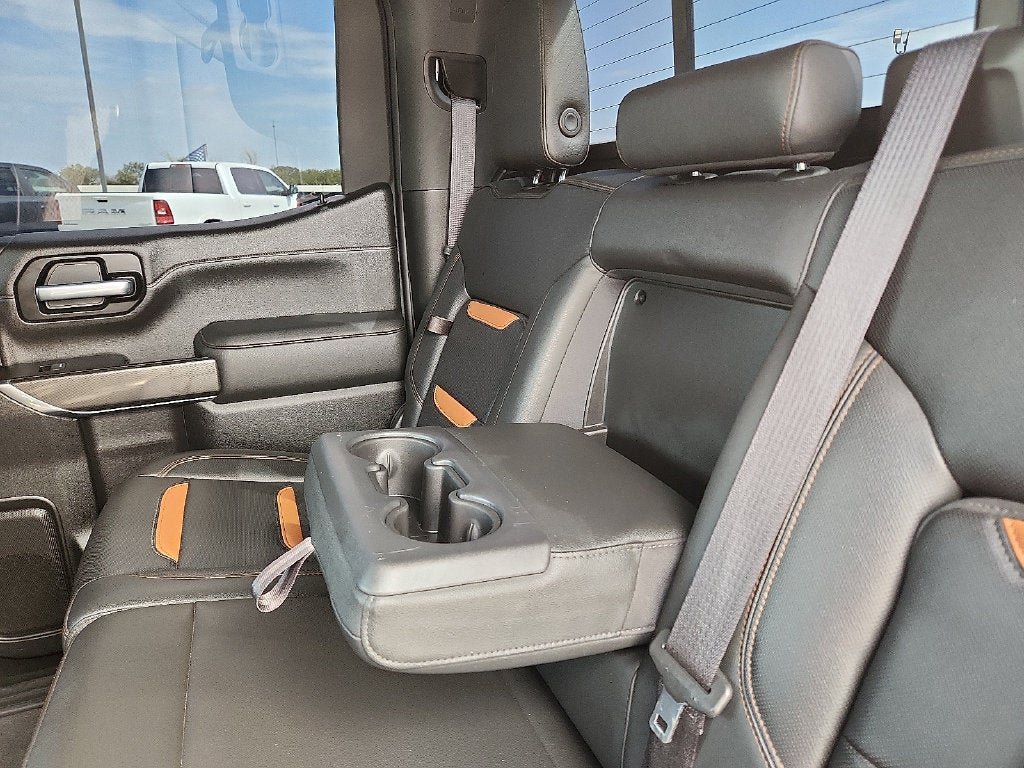 Used 2021 GMC Sierra 1500 AT4 w/ AT4 Preferred Package AWD/4WD image 18