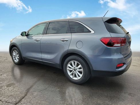 Used 2020 Kia Sorento FWD V6 image 3