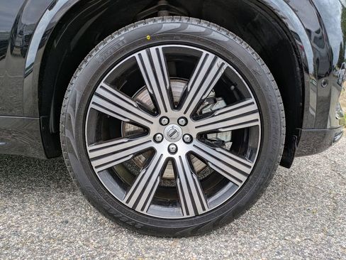 Used 2022 Volvo XC90 T8 Inscription AWD/4WD image 11