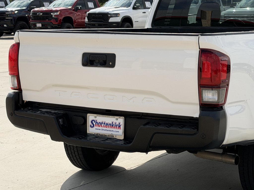 Used 2021 Toyota Tacoma SR RWD image 6