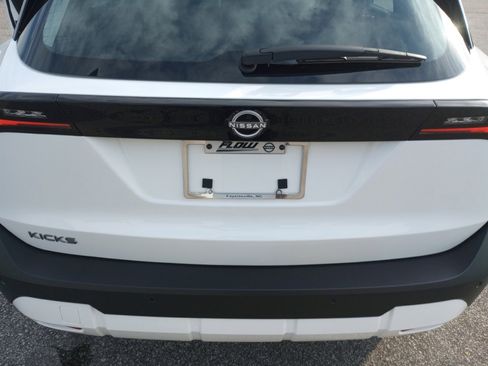 New 2026 Nissan Kicks S image 14
