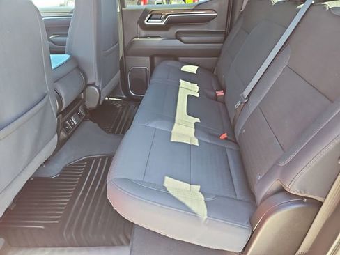 Used 2025 Chevrolet Silverado 1500 LT image 15