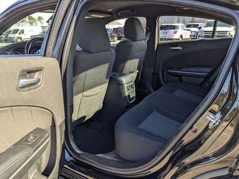 Used 2023 Dodge Charger SXT image 36