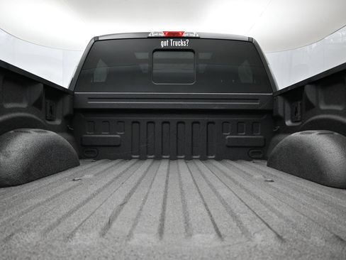 Used 2016 Ford F150 XLT w/ Equipment Group 302A Luxury AWD/4WD image 7
