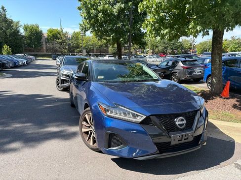 Used 2023 Nissan Maxima SV w/ Floor Mat Group FWD image 4