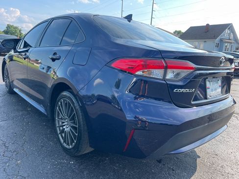 Used 2022 Toyota Corolla LE FWD image 5