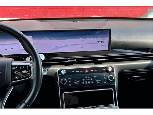 Used 2025 Genesis GV80 2.5T Standard AWD/4WD image 7
