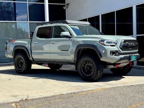 Used 2023 Toyota Tacoma TRD Off-Road image 30