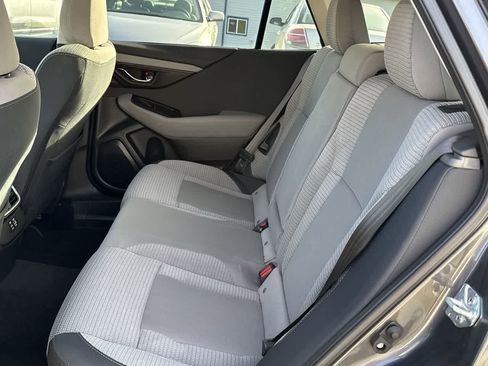 Certified 2025 Subaru Outback Premium w/ Popular Package #1A image 18